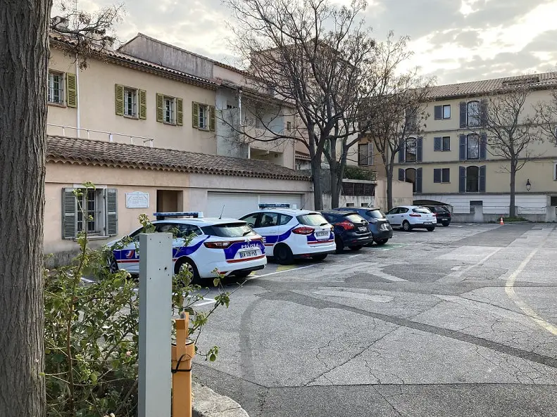 commissariat policier réseau vol deux-roues Sanary