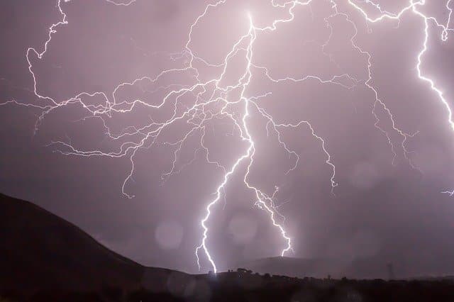 alerte orage violents orages var vigilance jaune pluie-inondation var