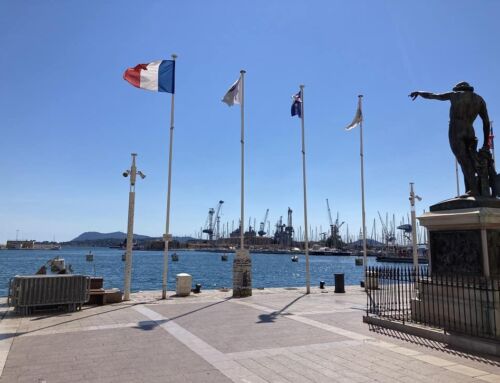 Puces nautiques à Toulon : Un événement à ne pas manquer