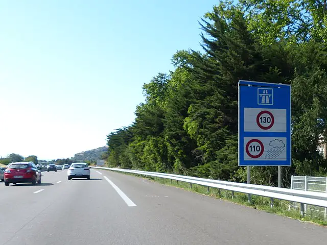 A8 contresens