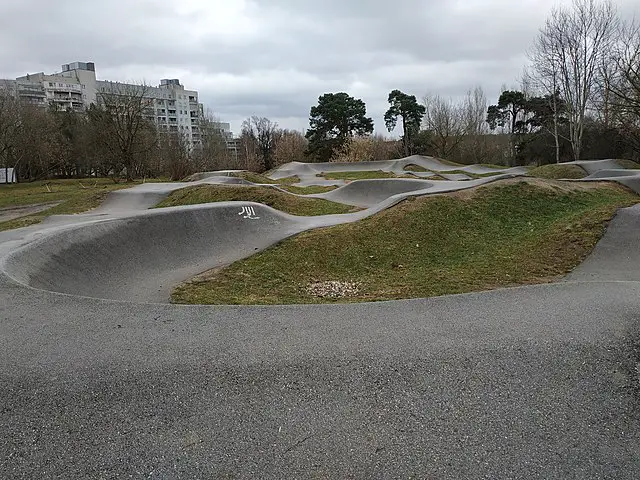 piste de pumptrack piste de pumptrack