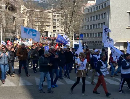 Record de manifestants contre la réforme des retraites à Toulon
