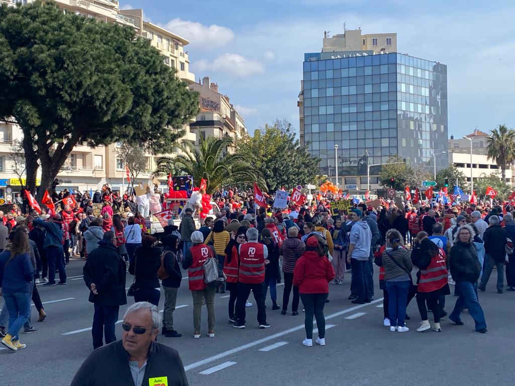 grève des enseignants fonctionnaires Toulon grève 23 octobre toulon Grève 23 mars âge retraite 68 ans