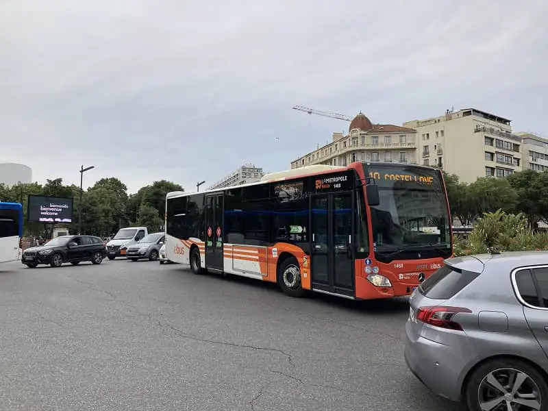 grève 13 octobre Marseille bus menaces arme RTM visite pape François marseille grève transport Marseille transports