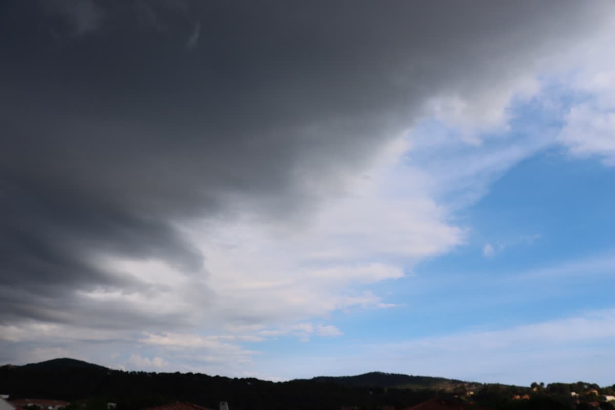 météo vendredi éclaircies alerte orages var pluies-inondations vigilance jaune ce mardi 13 juin