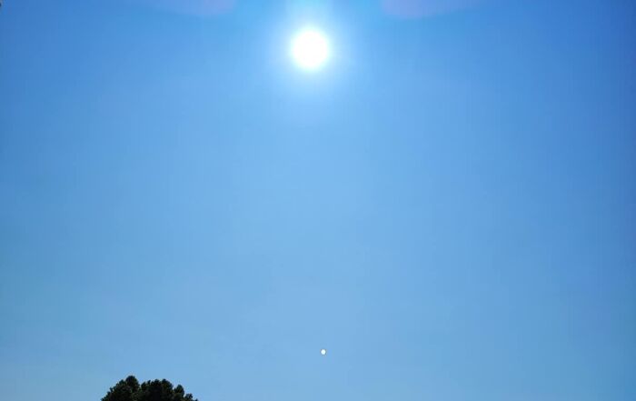 mardi 26 septembre ensoleillé var météo rentrée scolaire météo mardi 41°C météo samedi 8 juillet record chaleur terre soleil var été météo 40° ressenti caniculaire canicule 40° var