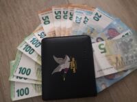 RSA prime d’activité déclaration simplifiée 2025 Chèque énergie 2024 réclamation 1er novembre 2024 Tourrettes 2 5 millions d’euros changements majeurs 1er mars caf prime d'activité CAF fraude prêt taux zéro var 1er octobre 2023 chèque énergie Allocation de rentrée scolaire 250€ ménages baisse de l'inflation