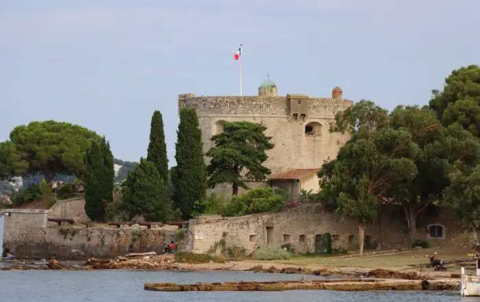 Flamme Olympique circulation Seyne-sur-Mer Patrimoine culturel var fort Balaguier