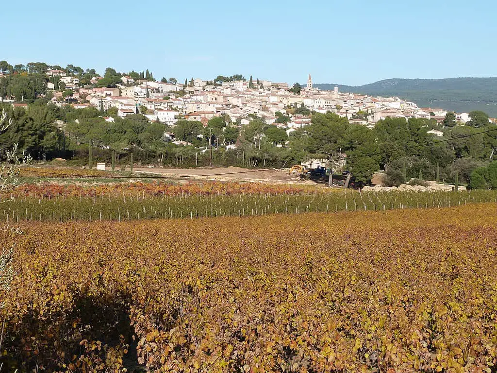 La cadière d'azur culture villages perchés var activités cadière d'azur toussaint