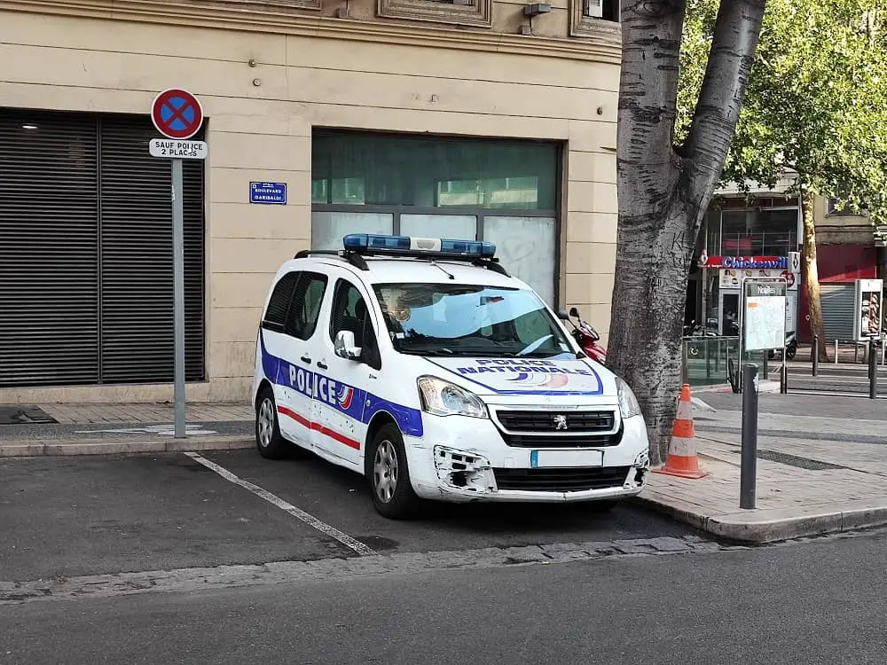 coup de filet Marseille toulon police adolescents agressé octogénaire arrivée nouveaux policiers homme attaqué salué policiers toulon ex-compagnon récidive saint-cyr vol policiers garde vue Marseille fusillade Marseille quartiers nord fronde policière marseille