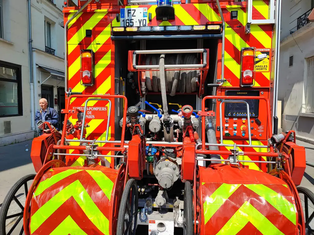 incendie Hôtel de Ville Saint-Tropez incendie Grimaud incendie Bagnols-en-Forêt