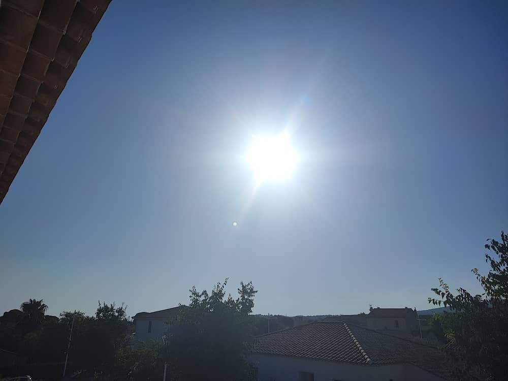 avril surchauffe météo exceptionnelle lundi var 42°C var Météo du 20 août vigilance orange canicule var Chaleur forte soleil samedi var