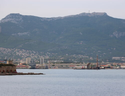 Opération nettoyage à Toulon : vers une rade sans épaves