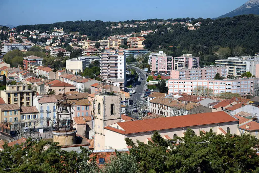 modernisation la garde l'agenda La Garde 11 au 24 mars la garde pôle multiculturel relais les loupiots la garde agenda la Garde novembre