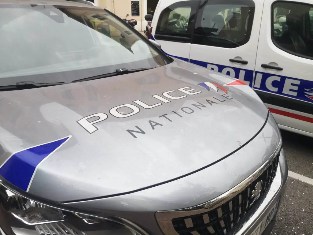 femme égorgée marseille saisie d'armes Toulon saint-raphaël police nationale et municipale hyères conducteur 12 mois saisie drogues consolat Marseille agression marseille Marseille rove prison La Crau carpentras bijoutier