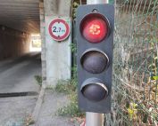 Gassin carrefour La Mort du Luc Feux récompenses Fréjus sécurité routière. feu vert récompense feux circulation nouvelle couleur panne feux tricolores toulon
