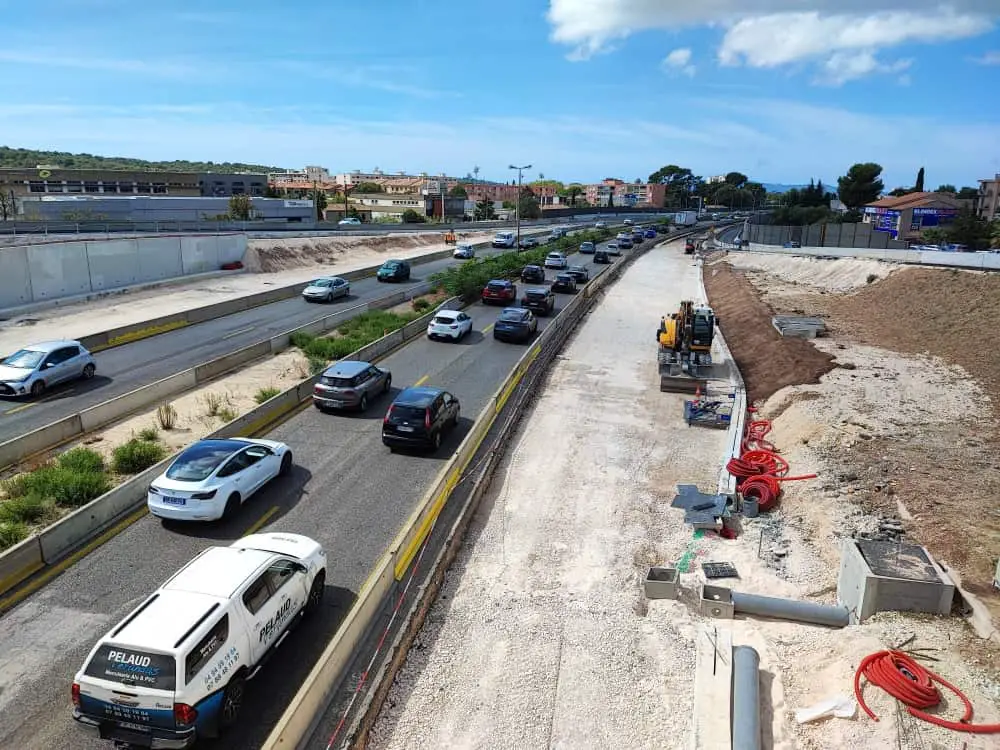 protestation A8 perturbations Toulon 30 octobre Déplacement du radar à Toulon sur l'A57 accident a57 embouteillages toulon