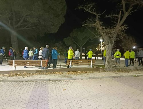 La marche nordique de Toulon célèbre le Beaujolais Nouveau avec convivialité au Mourillon