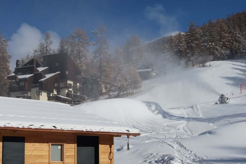 classes de neige avalanches alpes Alpes 2030 vacances Nouvel An Alpes