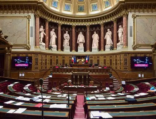 La consécration de l’IVG dans la constitution française : le vote des députés du Var