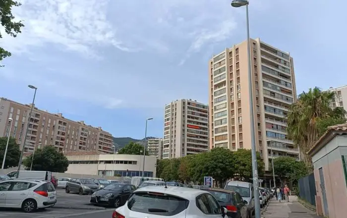 Toulon ville moins chère législation anti airbnb