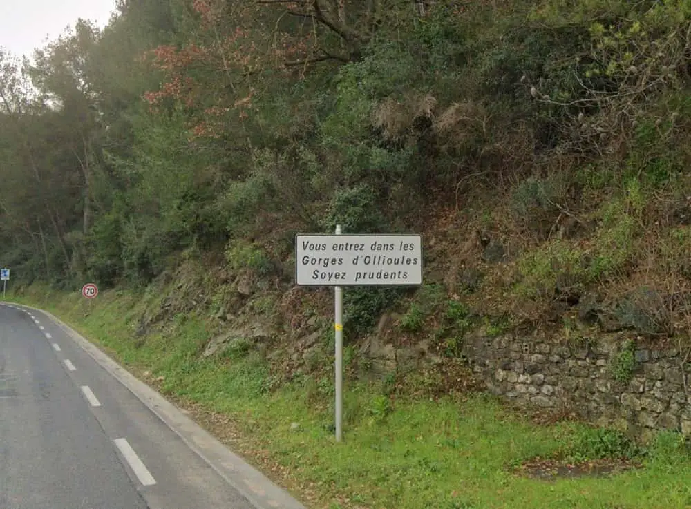 fermeture trottoir gorges d'Ollioules