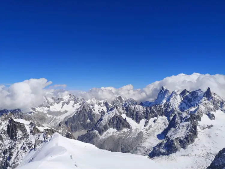 Zone B vacances hiver vague de froid enneigement alpes chutes alpes voyage massifs hiver