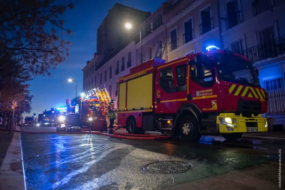 Homme décède appartement incendie Marseille