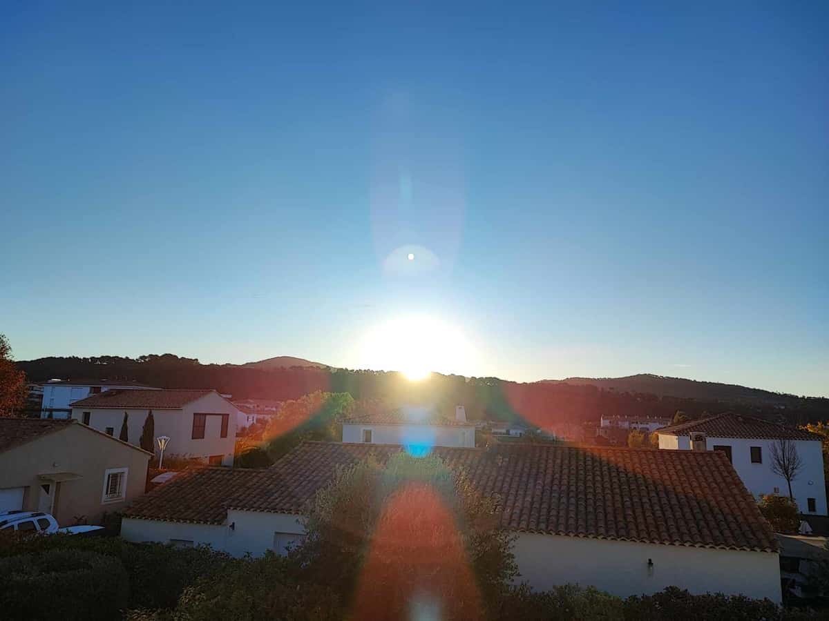 soleil brille var retour ensoleillé soleil 17 décembre var villages varois