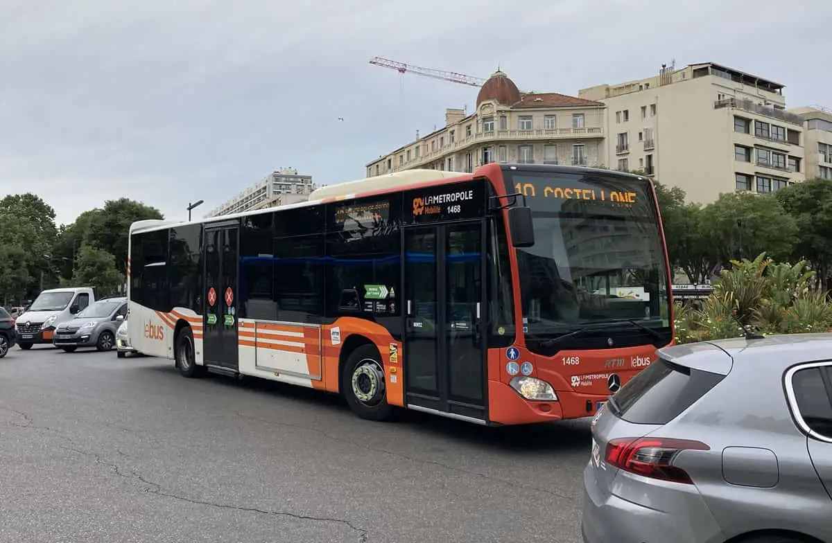 tiré sur bus Marseille perturbations lignes tram Marseilleavis sur le futur réseau bus ciotat ceyreste