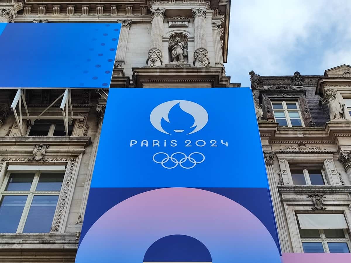 Aya Nakamura JO grève Paris 2024 JO 2024 Marseille varois flamme olympique Congés supplémentaires Jo Paris 2024