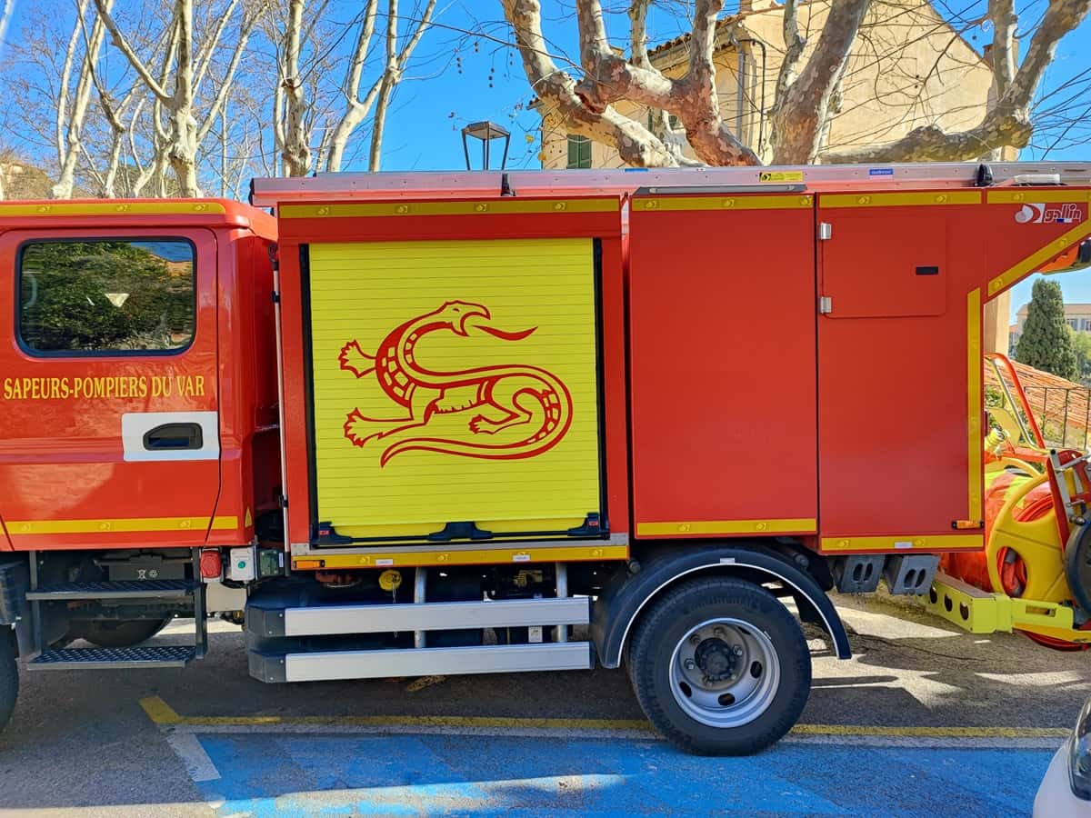 A8 côte d'azur nice chute bouteille de gaz