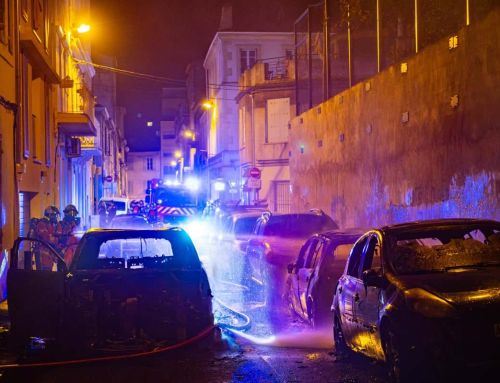 Flammes en pleine ville : quand Marseille se réveille au pied d’un brasier