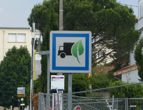 Un panneau mystérieux CE51 sur nos routes du Var : que signifie-t-il ?