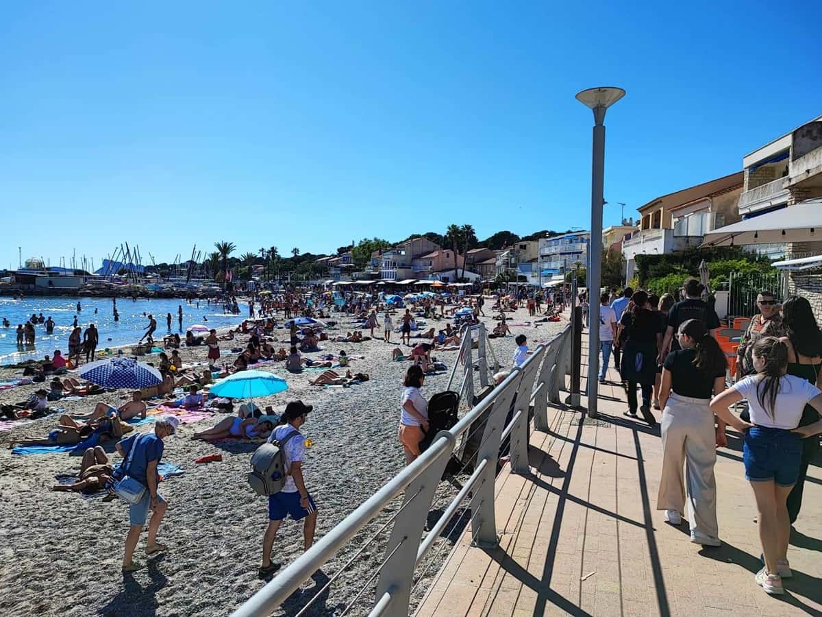 affluence record sur les plages Saint-Cyr-sur-Mer