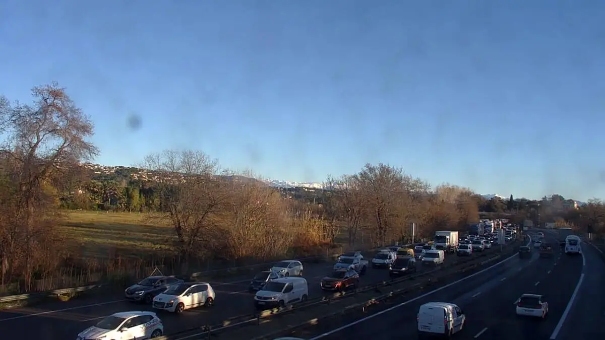 Ralentissements A8 direction Aix Marseille