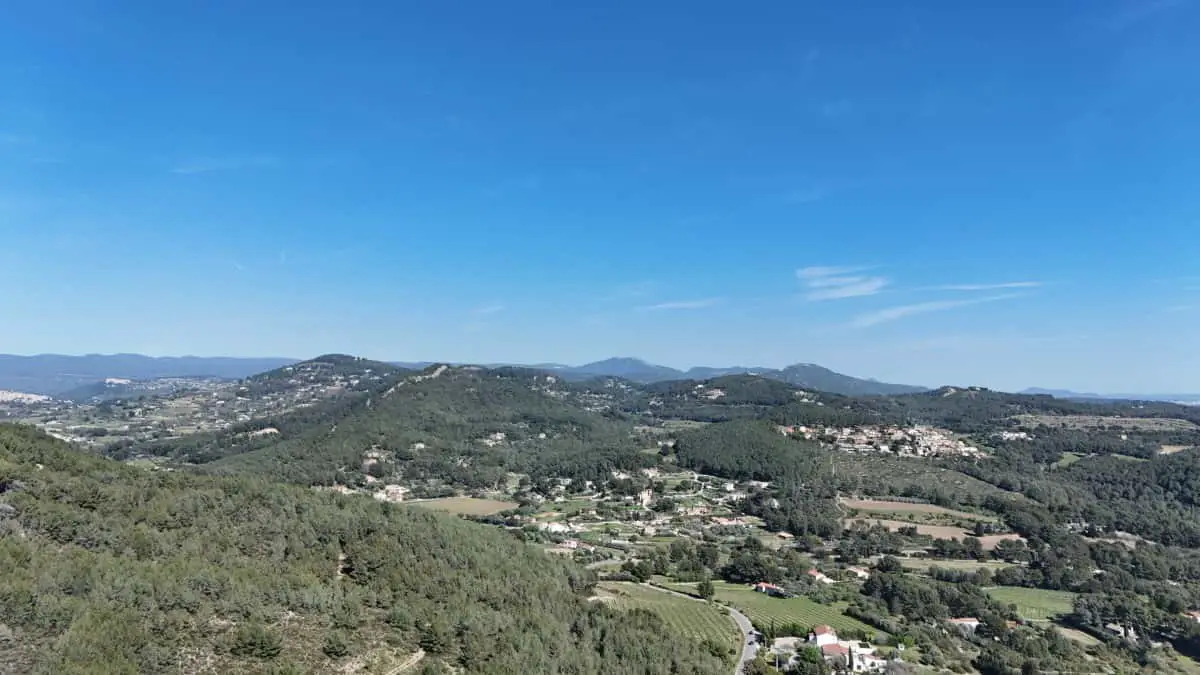Vue du Var depuis saint cyr en drone