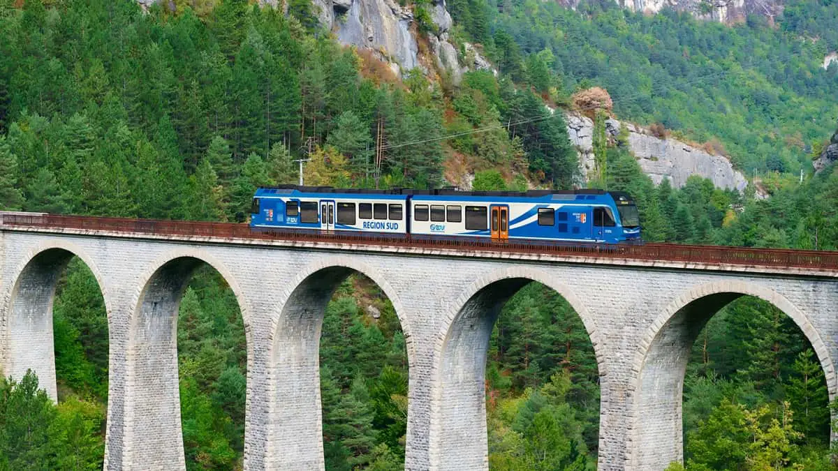 Trains hybrides ligne Nice Digne Trains hybrides ligne Nice Digne