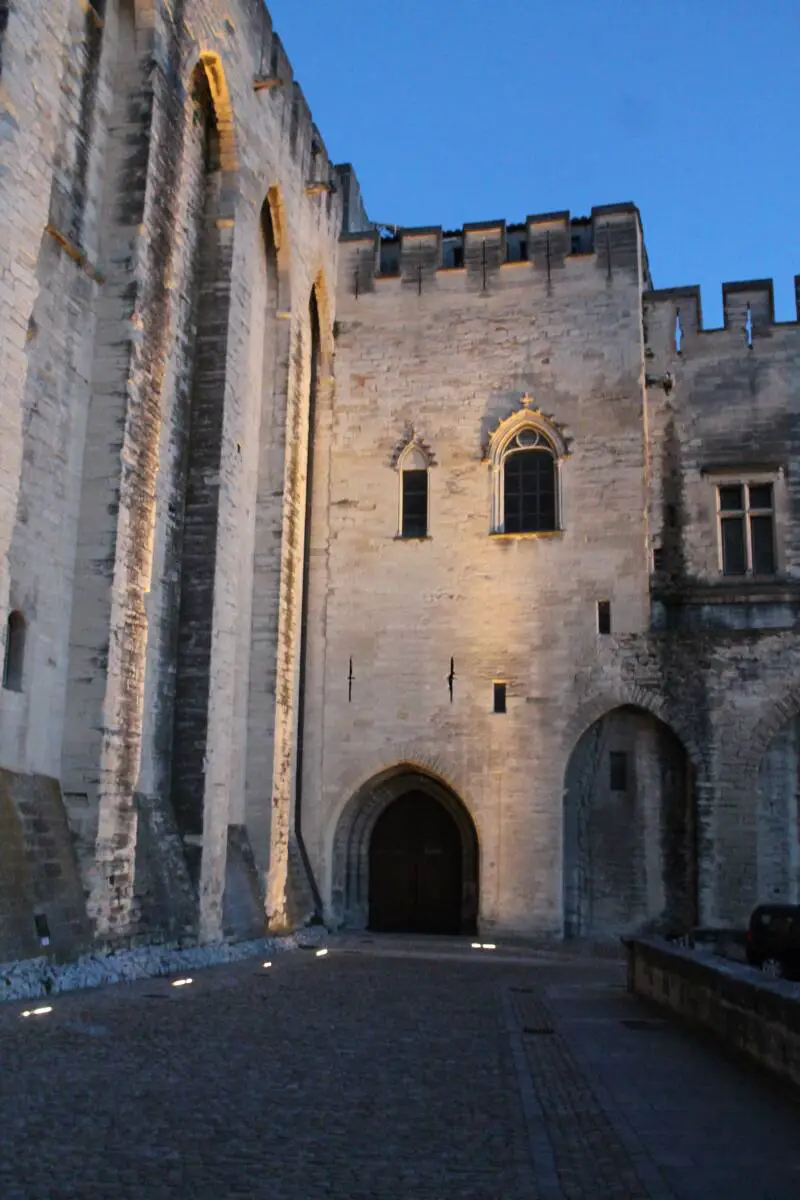 Palais_des_Papes_d’Avignon Palais_des_Papes_d'Avignon