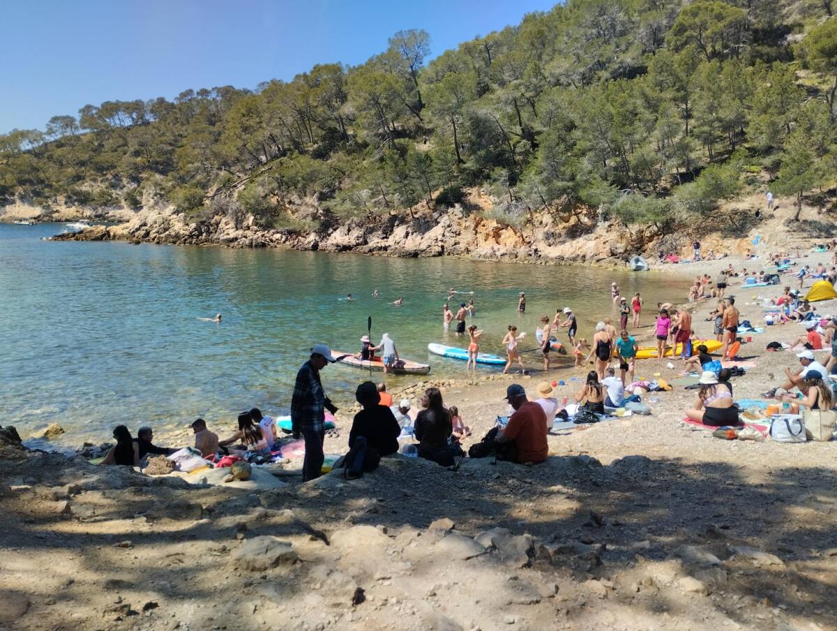 port d'Alon pris d'assaut